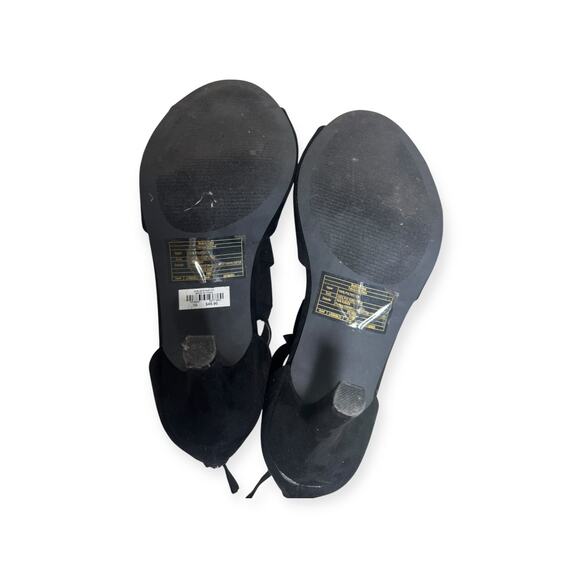 Torrid Black Ruffle Peep Toe Suede Dress Sandals 3” Heel Women’s Size 10 - Picture 4 of 6